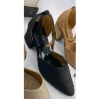 ราคา รองเท้าไซส์ใหญ่ ปิดหน้ารัดส้นสูง2นิ้วกากเพชร41 45Oopsi (20321741774)