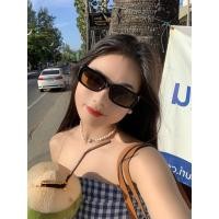 ราคา Chen คุณยายแว่นกันแดดทรงสี่เหลี่ยมผืนผ้าใส่แล้วดูผอมเพรียวสำหรับสาวแซ่บสไตล์ยุโรปและอเมริกาสำหรับฤดูร้อนแว่นกันแดดแสงโพลาไรซ์บังแดดแนววินเทจสำหรับขับรถของผู้หญิง (21090126053)