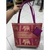 ราคา มีหลายสี กระเป๋าผ้าไหม กระเป๋าลายไทย ผ้าไหมไทย thaisilk ผ้าไทย (20113881891)