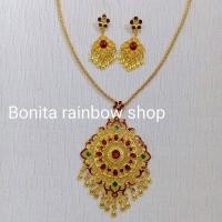 ราคา สร้อยคอพร้อมต่างหู เครื่องประดับชุดไทย ต่างหูแบบเจาะ งานประดับพลอยแดง รุ่น F00854 (22345216822)