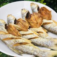 ราคา ปลากุเลา แดดเดียว ยังไม่ทอด คละไซค์ 500 กรัม (15678998238)