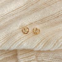 ราคา Suwann na shop ราคาต่อคู่ ต่างหู ต่างหูเงินแท้ ต่างหูไขว้เพชร สีเงิน ทอง (18966015878)