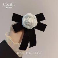 ราคา เข็มกลัดติดหน้าอกดอกคามิเลียสไตล์ชาแนลดูแพงสำหรับผู้หญิงเข็มกลัดติดโบว์ประณีตสำหรับชุดสูทเครื่องประดับดอกไม้ติดหน้าอกมีดีไซน์ (21100986093)