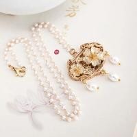 ราคา SWEET สร้อยคอแบบโซ่ สร้อยคอ Hanfu โบราณ สไตล์จีนจีน ดอกไม้ประดับดอกไม้ Ruyi Pearl Choker สง่างามเรียบหรู ราชวงศ์หมิง จี้ล็อคอายุยืน อุปกรณ์เสริม Hanfu (22224934769)