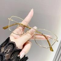 ราคา 100ถึง 400แว่นสายตาสั้นป้องกันแสงสีฟ้าทรงแคทอายผู้หญิงโลหะกรอบแว่นตาคอมพิวเตอร์แว่นสายตาสั้นกันแดดแฟชั่นที่มีเกรด (23100159828)