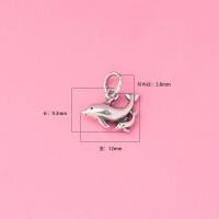 ราคา จี้ปลาโลมาสามมิติทำเก่าวินเทจเงินแท้ S925จี้ปลาโลมาน้อยน่ารักเงินแท้เครื่องประดับสร้อยข้อมือ DIY (21023867836)