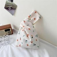 ราคา กระเป๋าสะพายไหล่ผ้าฝ้ายลินินสไตล์เกาหลีสำหรับผู้หญิง กระเป๋าใส่โทรศัพท์มือถือ กระเป๋าใส่กุญแจ กระเป๋าสะพายข้างลายส้ม กระเป๋าสะพายข้างแบบเรียบง่าย (22911201440)