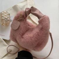 ราคา กระเป๋าถือขนนุ่มไม่ติดผม กระเป๋าถือขนกระต่ายปลอม กระเป๋าสะพายข้างขนนุ่มสำหรับผู้หญิง กระเป๋าถือขนนุ่มแบบลำลอง (23146705521)