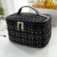 ราคา กระเป๋าเครื่องสำอาง ผ้า กระเป๋าเก็บเครื่องสำอาง Cosmetics Bags เนื้อผ้านุ่ม สัมผัสสบาย กระเป๋าใส่เครื่องสำอาง กระเป๋าเคสำอาง (22979788857)