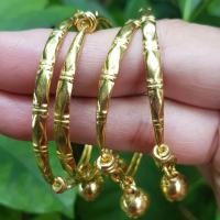 ราคา กำไลทองเหลือง กำไลข้อเท้าเด็ก งานทองเหลืองแท้ไม่ได้ชุบทอง ขนาด4มิล เส้นผ่าศูนย์กลาง5ซม ขนาด1บาท สวยเหมือนทองจริง ราคาต่อ1คู่ (11290865271)