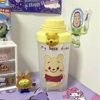 ราคา YILQQPER กระบอกเชค 500 ml แก้วเชค แก้วโปรตีนเชค แก้วชงโปรตีน แก้วน้ำการ์ตูนดิสนีย์ แก้วเขย่าเวย์ กระบอกน้ำพกพา ขวดน้ำพกพา (23213858887)