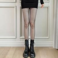 ราคา marians ถุงน่องแฟชั่น ถุงน่องตาข่าย สีทึบ ถุงน่องตาข่ายสีดำเซ็กซี่ ตาข่ายเล็ก กลาง และใหญ่ หลายขนาด ถุงเท้าขาเรียว (21803371355)