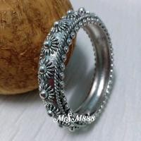 ราคา กำไลสีเงิน กำไลสีทอง กำไลลายพิกุล กำไลสีรมดำ กำไลเจ้าสาว เครื่องประดับล้านนา เครื่องประดับชุดไทย กำไลสำหรับผู้ใหญ่ รอบวง 20 เซนติเมตร (17467588411)