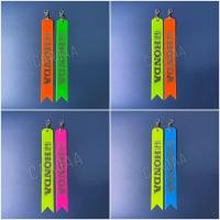 ราคา ราคาต่อชิ้น 1ชิ้น มี2สี ริบบิ้นห้อยท้ายรถ ป้ายห้อยท้ายรถ สะท้อนแสง มีหลายรุ่น (17827321316)
