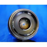 ราคา Sony Lens E 35mm F1 8 OSS ที่สุดของเลนส์ซี่รี่ย์ E คมกริบตั้งแต่ f 1 8 เลนส์คุณภาพสูง ทางยาวโฟกัส 52 5mm eq มาพร้อมระบบกันสั่น Optical SteadyShot ที่สามารถกันการสั่นไหวได้ถึง 4 stop ประกอบด้วยชิ้นเลนส