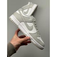 ราคา พร้อมส่งของแท้ รุ่นนี่ใส่ตรงไซส NIKE Dunk Low Retro Grey Fog แฟชั่น รองเท้ากีฬา สินค้าพร้อมกล่อง อุปกรณ์ครบ จัดส่งฟรี (21436839365)