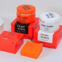 ราคา 1 เซต 3 ชิ้น Light White Body Cream ไลท์ไวท์บอดี้ครีม ไลท์ไวท์ครีม แถมฟรีสบู่ 1 ก้อน (21018523315)