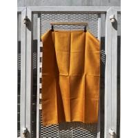 ราคา ผ้าคลุมไหล่ผ้าไหม พร้อมกล่อง สำหรับพระสงฆ์ ไหมแท้ ทอยอกดอก ลูกแก้ว ขนาด 60x200ซม รวมครุย สีเหลืองราช รหัส ZYB NY0516661 (19060723209)