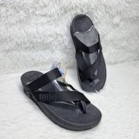 ราคา Fitflop Sling For Men รองเท้าหูขีบ รองเท้าผู้ชาย รองเท้าเผื่อสุขภาพ รองเท้าหนีบ รองเท้าผู้หญิง fitflop ผู้หญิง รองเท้าแตะ ฟีฟฟอฟ ฟีบฟอฟ fitflop ผู้ชาย (20713632673)