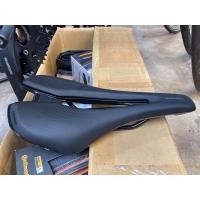 ราคา เบาะจักรยาน Giant รุ่น Approach กว้าง 145 mm น้ำหนัก 310 กรัม นุ่มพอประมาณ ของแท้ ไม่มีแพ็คกิ้ง Bicycle saddle (19471258254)