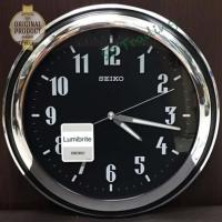 ราคา SEIKO นาฬิกาแขวนผนัง ตัวเลขสะท้อนแสง สีเงินสลับดำ รุ่น QXA313T (304864625)