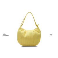 ราคา TWMCOLLECTION PLEAT PLEASE TAKE ME BAG DAFFODIL ขนาดใหญ่ (23469516078)