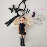 ราคา PCity77 ตุ๊กตาเจ้าหญิงบาร์บี้ใหม่พร้อมหางม้าสองหางสีดำ กระเป๋าสตางค์ กระเป๋าใส่กุญแจ จี้กระเป๋า กระเป๋าผ้าฝ้ายลายดอกไม้ (24459517531)