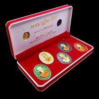 ราคา B019 ชุดพระเครื่อง 5 องค์ สมเด็จโต พระสมเด็จ สมเด็จวัดระฆัง อนุสรณ์ 145 ปี รุ่น พรปาฎิหารย์ หลัง ชินบัญชร ปี 2560 สมเด็จพุฒจารโต พร้อมกล่อง (16601799907)