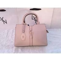 ราคา กระเป๋า LYN GH คอลเล็คชั่นใหม่ ขนาด 10 นิ้ว มี 5 สี เเต่งอะไหล่พร้อมสายสะพายห้อยโลโก้ด้านหน้า อะไหล่สีทอง (23650236021)