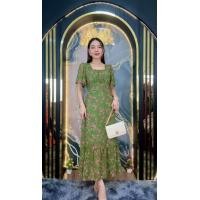 ราคา ชุดเดรสยาว ผ้าชีฟอง ย่นอก แขนระบาย กระโปรงระบายชาย1ชั้น ลายดอก (24605884426)