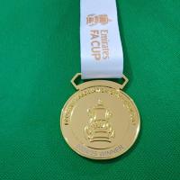 ราคา 2021 2025 KLB FA DFBเอฟเอ คัพ ยูฟ่า ยูโรปา ลีก คัพ คาร์ลสเบิร์ก แชมเปี้ยนชิพ เหรียญที่ระลึกแฟนบอล (24524160086)