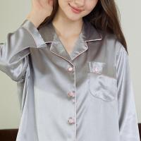 ราคา ชุดนอน Vana กระโปรงแขนสั้น สีพื้น ผ้าซาติน (784276048)