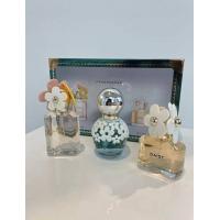 ราคา สินค้าราคาพิเศษ Marc Jaco Daisy Miniature Perfume 3 In 1 Set 3x30ml กล่องซีล (22827059391)