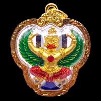 ราคา K268 ครุฑ หลวงพ่อ วราห์ วัดโพธิ์ทอง ปี 2567 พญาครุฑ ลงยา เลี่ยม กรอบทองไมครอน ขนาด 4x3 5 cm (22963856125)