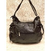 ราคา กระเป๋าหนัง มือสอง แบรนด์ BANA BANA สภาพยังใหม่ มีช่องใส่ของ 4 ช่อง ภายในสะอาด กระเป๋าทำด้วยวัสดุหนังวัวมีขนาดฐานกว้าง 3 นิ้วยาว 14 นิ้วสูง 11 นิ้ว (24199054974)