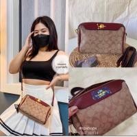 ราคา รุ่นฮิต กระเป๋าสะพายข้าง ทรงหมอน กระเป๋าโค้ช ดีไซน์สุดเก๋ ขนาด8นิ้ว งานเเฟชั่น อุปกรณ์ครบ รหัส 995 (22647342538)