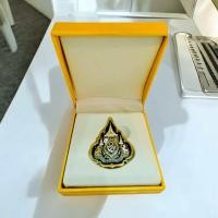 ราคา เข็มที่ระลึกงานพระราชพิธีบรมราชาภิเษก งานแท้ (23415461004)