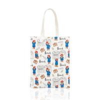 ราคา กระเป๋าถือ PVC Harrods Paddington Bear กระเป๋าสะพายไหล่แบบหนังสือพิมพ์กันน้ำสำหรับใส่อาหารกลางวันสำหรับเด็กนักเรียน กระเป๋าถือแบบสะพายข้างขนาดกลาง (22265633329)