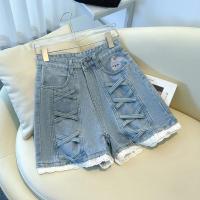 ราคา กางเกงขาสั้นผ้ายีนส์ปักลายเอวสูงสำหรับผู้หญิง กางเกงยีนส์ขาสั้นลายดอกไม้ ทรงหลวม ฤดูร้อน 2025 แบรนด์เนมลดราคา (24306495657)