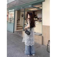 ราคา เสื้อยืดคอวีสีดำลูกไม้ไซส์ใหญ่ เสื้อชั้นในลายดอกไม้สำหรับฤดูร้อน เสื้อชั้นในทรงเข้ารูปสำหรับผู้หญิงไซส์ใหญ่ (24424478268)