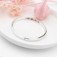 ราคา กำไลพูนทรัพย์ นพเก้าเพชรซ้อนอยู่ด้านใน กำไลเสริมดวง ใส่เสริมโชคลาภ ค้าขาย กำไลพลอย9สี พร้อมส่ง สีทอง (9866383978)