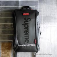 ราคา Supreme waterproof backpack กระเป๋ามอเตอร์ไซค์ กระเป๋าเป้โครงแข็งอยู่ทรง กันน้ำทั้งใบ มีหลายสี มีที่รัดหน้าอก (23280119316)