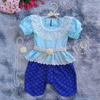 ราคา DE ชุดไทยเด็กหญิง สีฟ้า ใส่ไปโรงเรียน ใส่ไปวัด เสื้อลูกไม้ โจงกระเบน ลายไทย ทองจัน (20955640703)