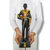 ราคา เสด็จเตี่ยกรมหลวงชุมพรเขตอุดมศักดิ์ พระบิดาแห่งทหารเรือ ทรงประทับยืนทรงเครื่องทหาร สีนิลดำเครื่องราชแต่งสีงดงาม (19933584257)