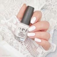 ราคา พร้อมส่ง OPI Suzi Chases Portu geese NL L26 ยาทาเล็บ สีขาวออฟไวท์ Off white แท้100 (8445808134)