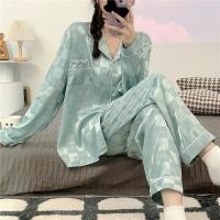 ราคา ชุดนอนผ้าซาตินคุณภาพสูง ชุดนอนลายสก็อต ชุดนอนผู้หญิงไซส์ใหญ่ใหม่ (22689290387)