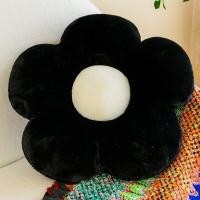 ราคา หมอนอิงโซฟาลายดอกไม้สีขาวและดำ หมอนอิงทรงดอกเดซี่ หมอนอิงตกแต่งสไตล์ญี่ปุ่น หมอนอิงสำหรับผู้หญิง หมอนอิงโซฟา หมอนอิงตกแต่ง (18641454233)