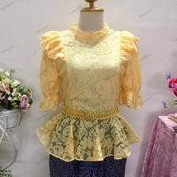 ราคา เสื้อลูกไม้แขนสามส่วน ใส่สวย แมทซ์ง่ายใส่ได้ทุกโอกาส เสื้อลูกไม้คอปีน แขนสามส่วนแต่งลูกไม้หัวไหล่ ชายย้วย (22227265474)