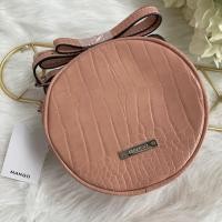 ราคา MANGO กระเป๋าสะพาย หนัง ทรงกลม กระเป๋า กระเป๋าสะพายข้าง กระเป๋าใบเล็ก กระเป๋าใส่โทรศัพท์ (7965750492)