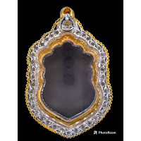 ราคา กรอบทองสูตร ใส่เหรียญเสมาหลวงปู่ทิม 8 รอบ ฝังพลอยเต็ม (19698663563)